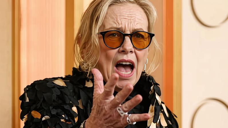 Amy Madigan on the red carpet.