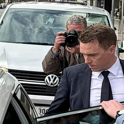 Publicação de Rohan Dennis sobre Porsche é criticada após atropelamento fatal da esposa