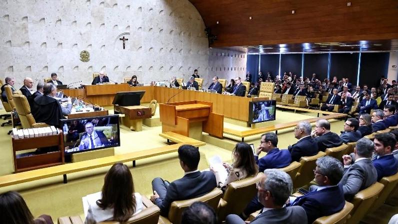 25.mar.2026 - Plenário do STF em julgamento sobre penduricalhos pagos a membros do Judiciário e do MP