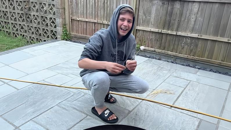 Adolescente morre após pedir ChatGPT a forma eficaz de suicídio, diz inquérito