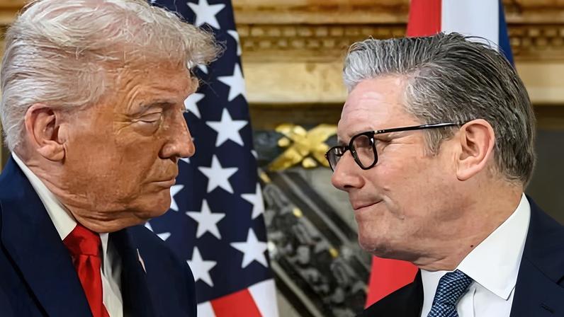 Trump and Starmer shake hands during a press conference at Chequers last September.