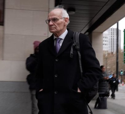 Ex-ministro Tory Crispin Blunt admite posse de metanfetamina cristal