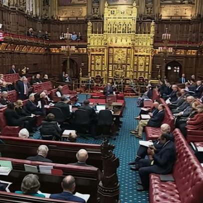 Pares hereditários perderão assentos na Câmara dos Lordes
