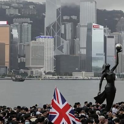 China usa táticas financeiras para coagir refugiados, aponta relatório