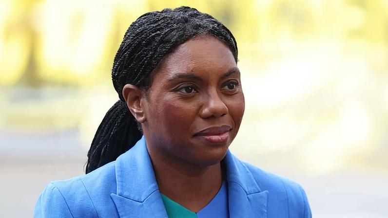 Badenoch nega pedir ao Reino Unido para entrar na guerra EUA-Israel contra o Irã