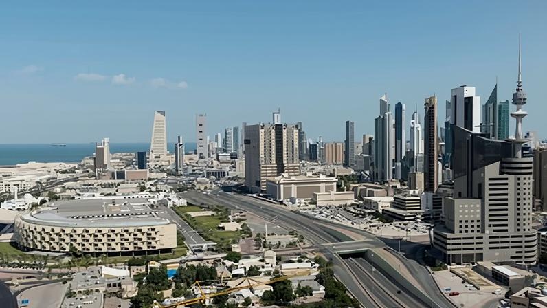 Empreiteiros dos EUA no Kuwait denunciam abrigo e cortes salariais na guerra com Irã