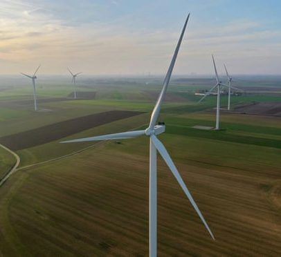 Ganhos de energia limpa na Europa, mas falha em eliminar máquinas a combustão