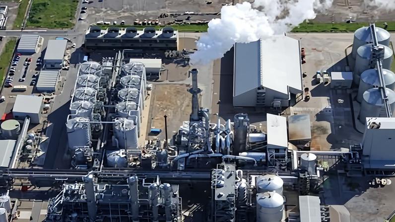 Usina de CO2 do Reino Unido reabre diante de temores de escassez causada pela guerra no Irã