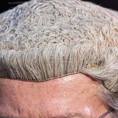 Corte de júris pode minar justiça para mulheres e meninas abusadas, alerta Lammy