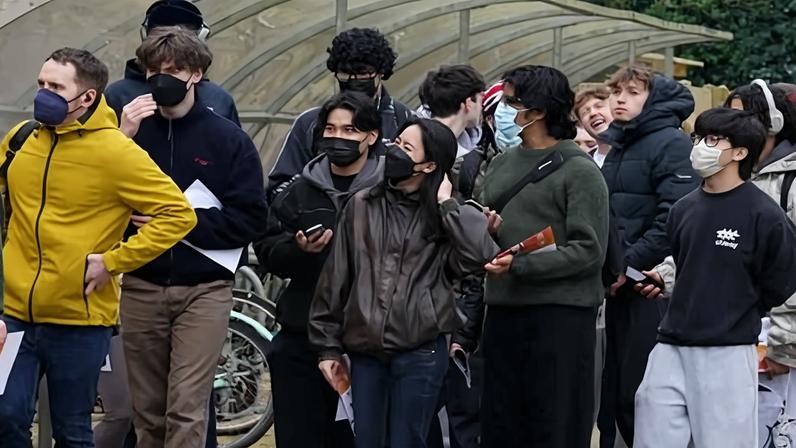 Surto de meningite em Kent: o que aconteceu e por quê