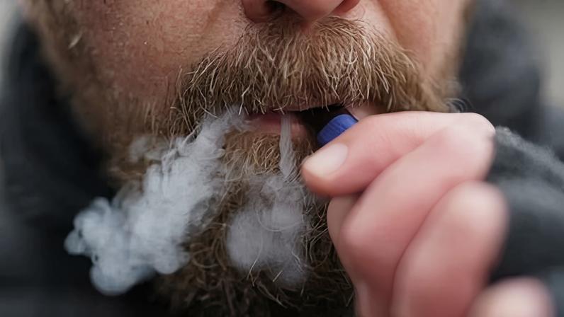 Vaping pode causar câncer de pulmão e bucal, dizem pesquisadores australianos