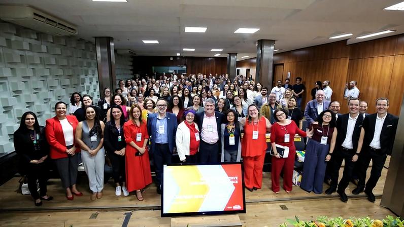 O secretário de Educação Profissional e Tecnológica do MEC, Marcelo Bregagnoli, destacou a retomada do Mulheres Mil pelo presidente Lula, em março de 2023. Foto: Fábio Nakakura/MEC