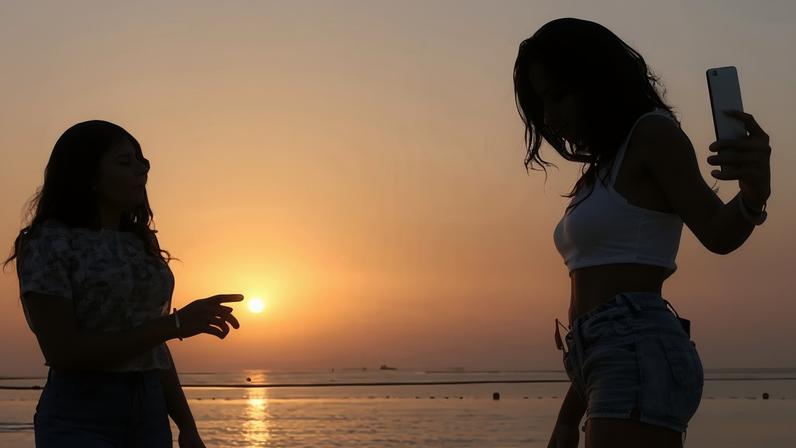 Influencers vendem fantasia de Dubai; cenário desfeito após ataque de míssil