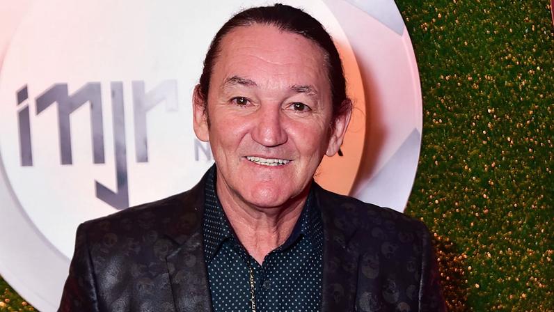 Marquito em estado grave: após extubação e cirurgia de 4h, humorista de 65 anos do 'Programa do Ratinho' tem saúde atualizada pelo SBT. 'Cuidados intensivos'