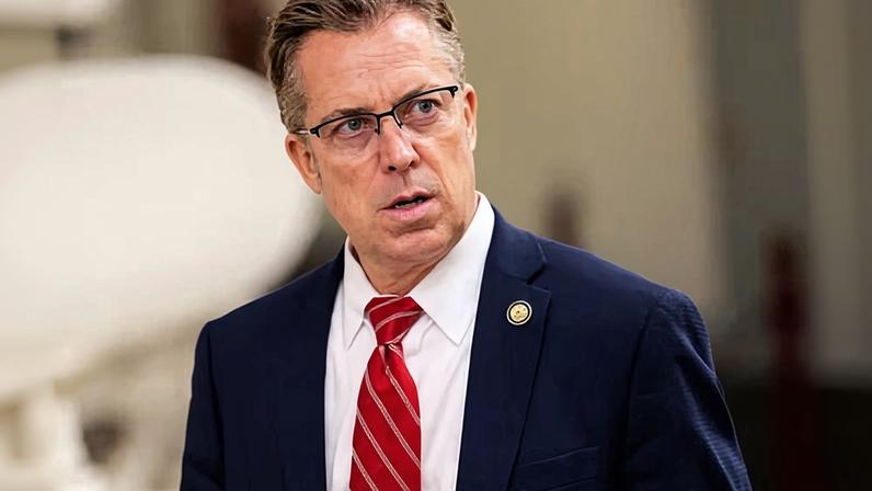 Deputado diz que muçulmanos não pertencem aos EUA; como ele vence em distrito