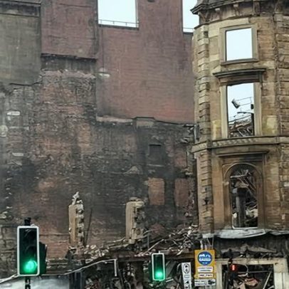 Preocupação com bombeiros da Escócia após ausência de caminhão-escada em incêndio