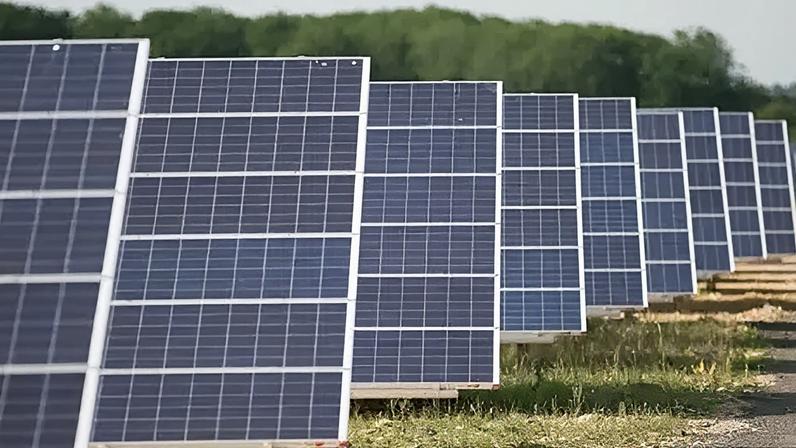 Plans to erect more than 90,000 solar panels were blocked by councillors last August