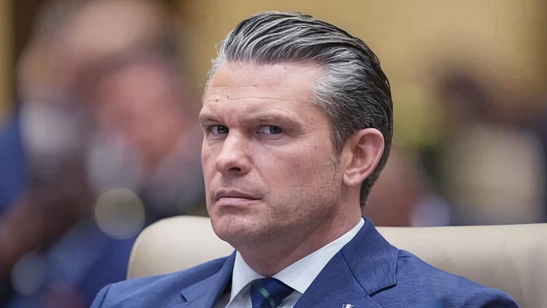 Deputado democrata condena pedido de Hegseth de não poupar inimigos dos EUA