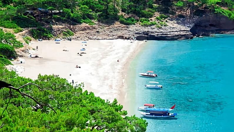 Kabak beach at Fethiye, in Turkey’s southern Muğla province. Bookings in Turkey, Cyprus and Greece are suffering because of the Middle East war.