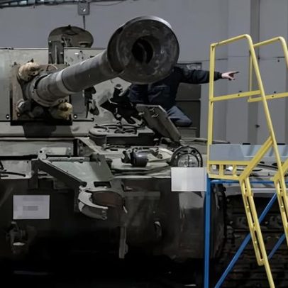 Instalação ucraniana onde engenheiros britânicos ajudam a reparar armas vitais