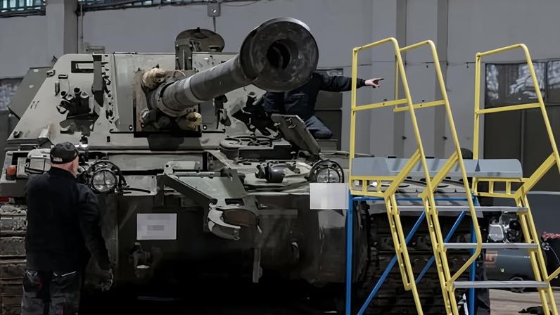 Instalação ucraniana onde engenheiros britânicos ajudam a reparar armas vitais