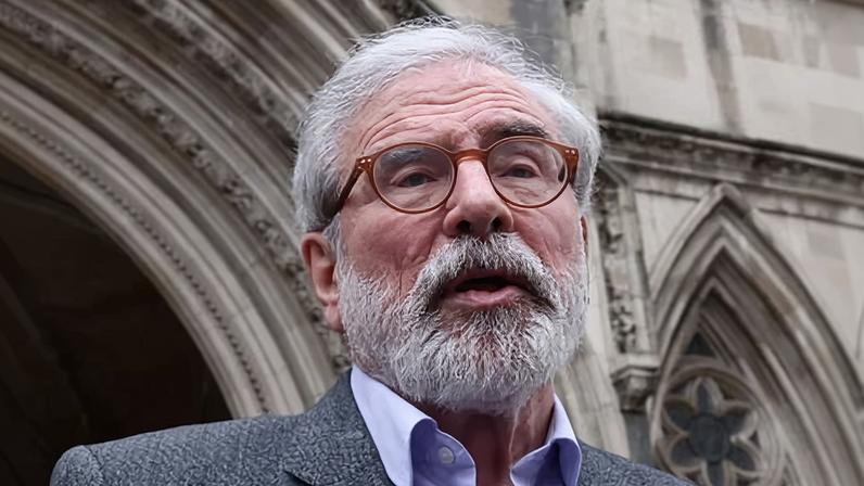 Ex-bombardeiro da IRA afirma que Gerry Adams era figura de alto escalão