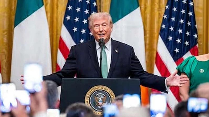 EUA perdem o status de democracia liberal