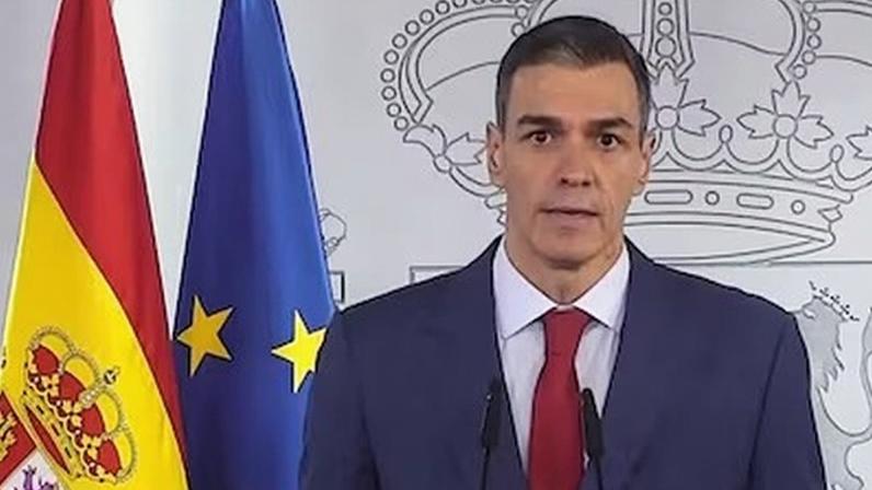 El presidente del Gobierno, Pedro Sánchez, durante una declaración institucional en La Moncloa este miércoles.