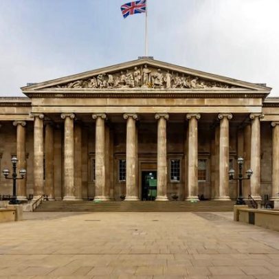 Museus do Reino Unido enfrentam debates éticos sobre múmias e restos humanos