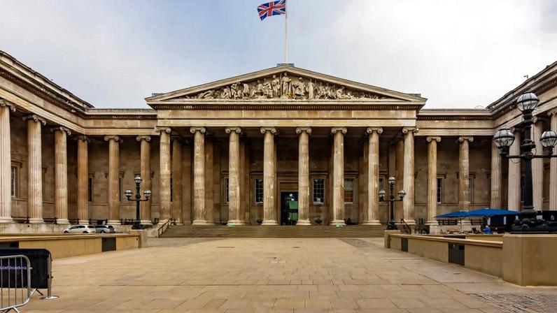 Museus do Reino Unido enfrentam debates éticos sobre múmias e restos humanos