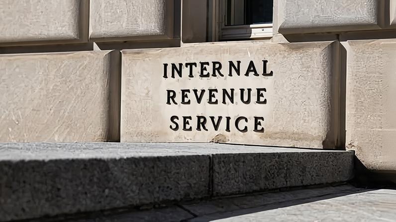 Erro do IRS ocultou US$ 51 milhões em doações políticas, diz órgão