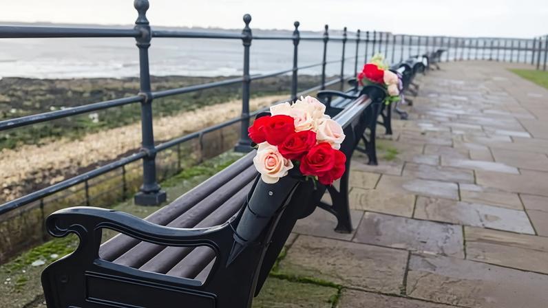 Conselho de Hartlepool impede moradores de instalar bancos memoriais