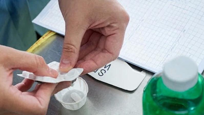 Medicamentos podem faltar em semanas, avisa chefe do NHS England