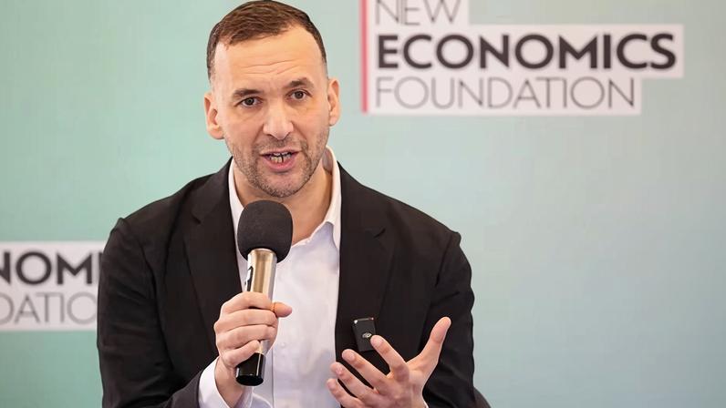 Polanski coloca política econômica dos Greens como alternativa radical a Reeves