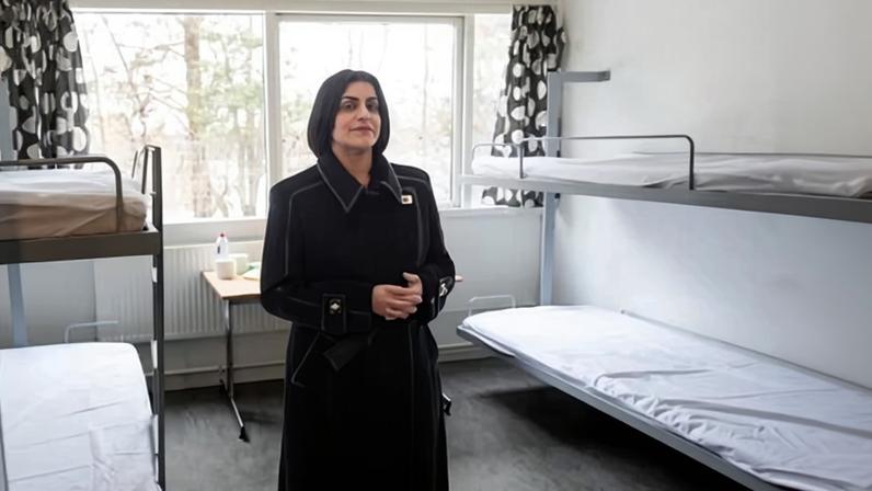 Status de refugiado temporário sob novas regras de asilo de Mahmood