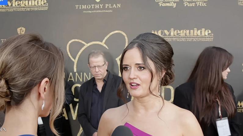 Atriz de Hollywood passa a dedicar carreira a Deus após conversão