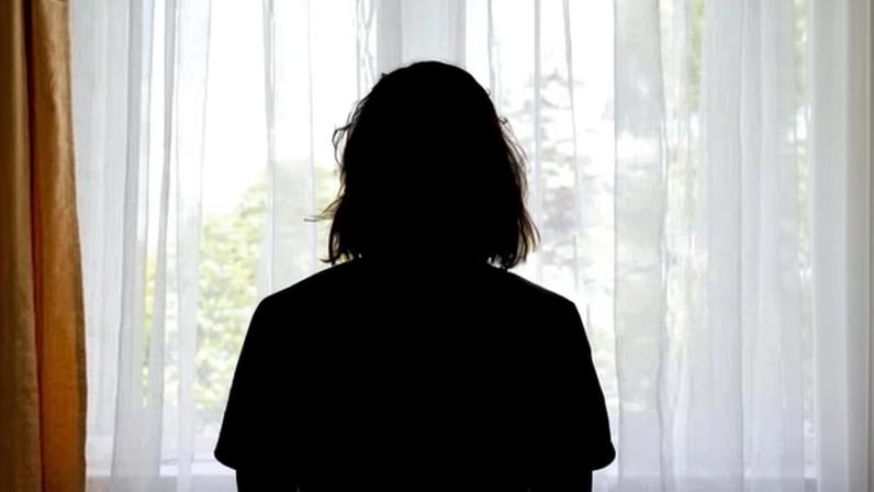 Governo britânico deve pedir desculpas por adoção forçada dizem deputados