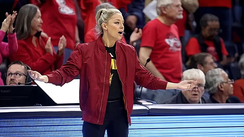 Molly Miller analisa o privilégio da aparência e a armadilha no basquete feminino