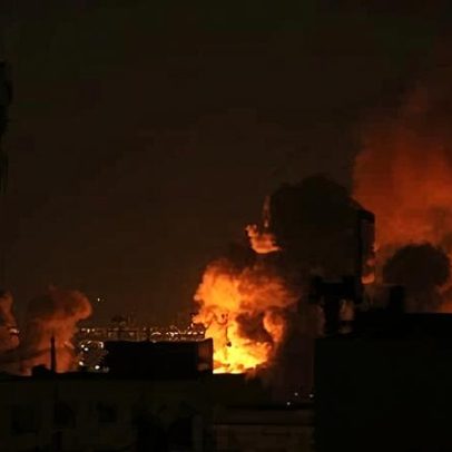 Irãs relatam noite de terror; temor de Teerã virar Gaza