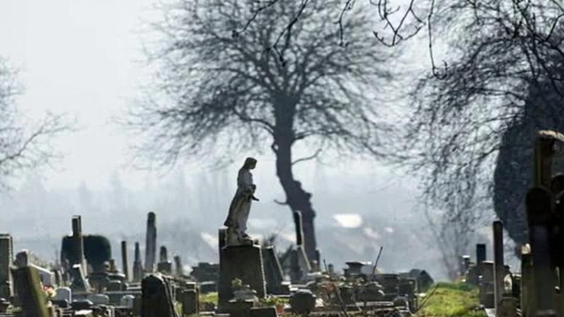 Sepulturas em Inglaterra e Gales podem ser reutilizadas após 100 anos