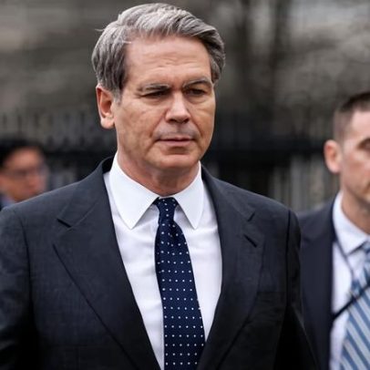 EUA estudam ampliar sanções ao petróleo russo em meio a alta global de preços