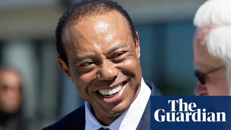Tiger Woods envolvido em acidente com capotamento na Flórida