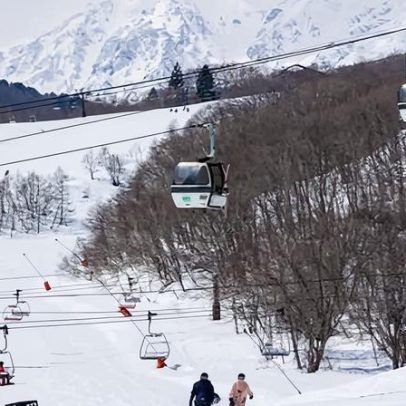 Menina australiana de oito anos morre em acidente com snowmobile no Japão
