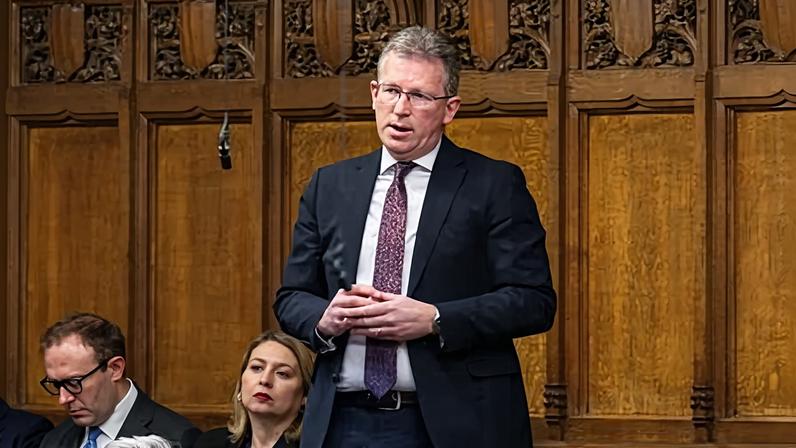 Trabalhistas sob pressão para nomear ex-ministro conservador à Ofcom