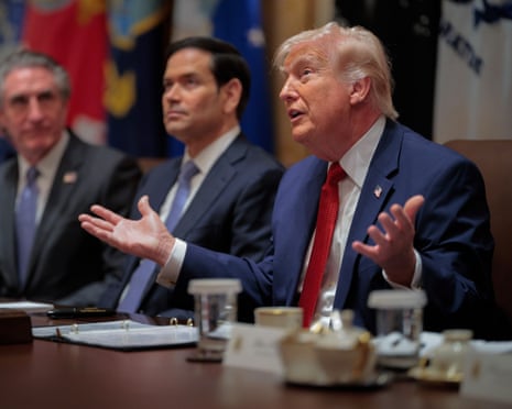 Trump pede Irã negociar o fim da guerra ou enfrentar novos assassinatos