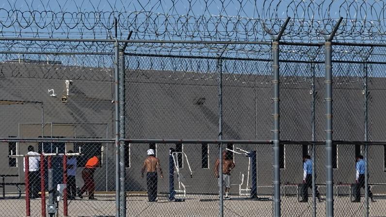 José Guadalupe Ramos, mexicano, morre em detenção da ICE em Los Angeles