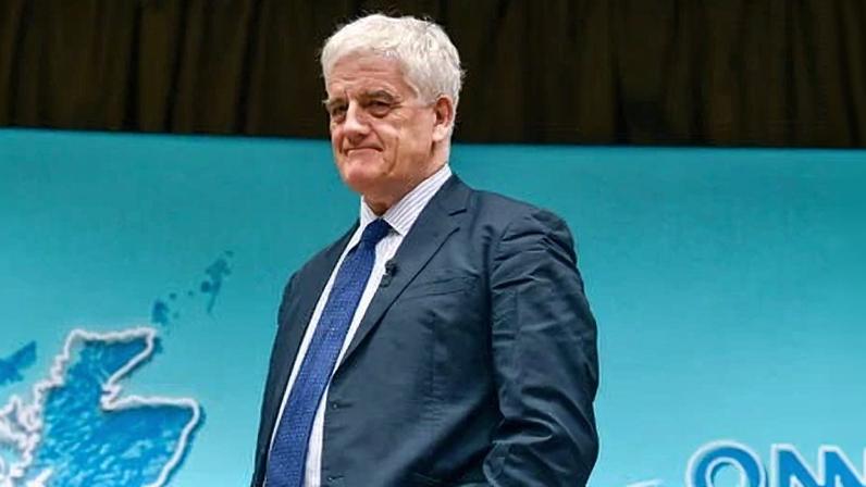 Candidato à prefeitura reformista compara grupo judaico a islamistas a cavalo