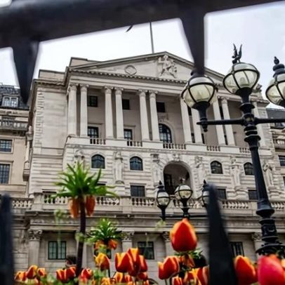 Governo britânico vê custo de empréstimo alcançar 5% com venda de títulos