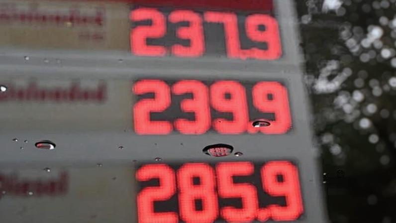 Fornecedores de combustível da Austrália sob investigação por suposto abuso de preços