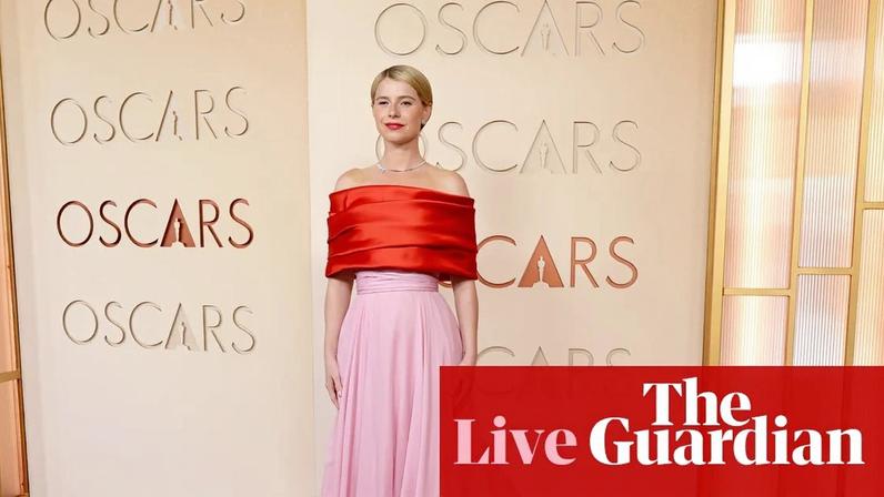 Oscars 2026: celebrities walk the red carpet – follow the action live!